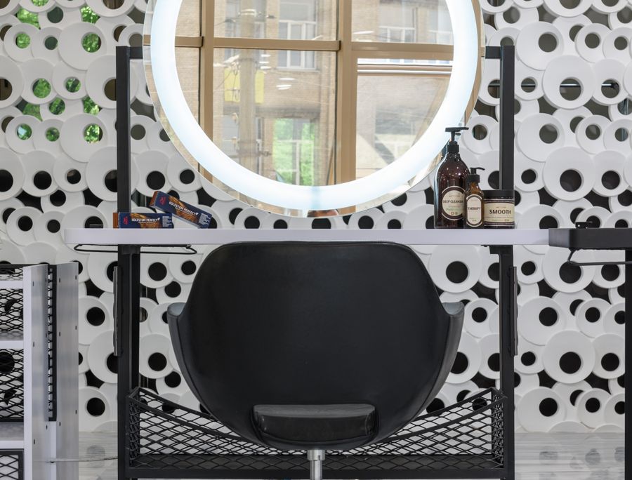 채온헤어 시술 자리와 거울